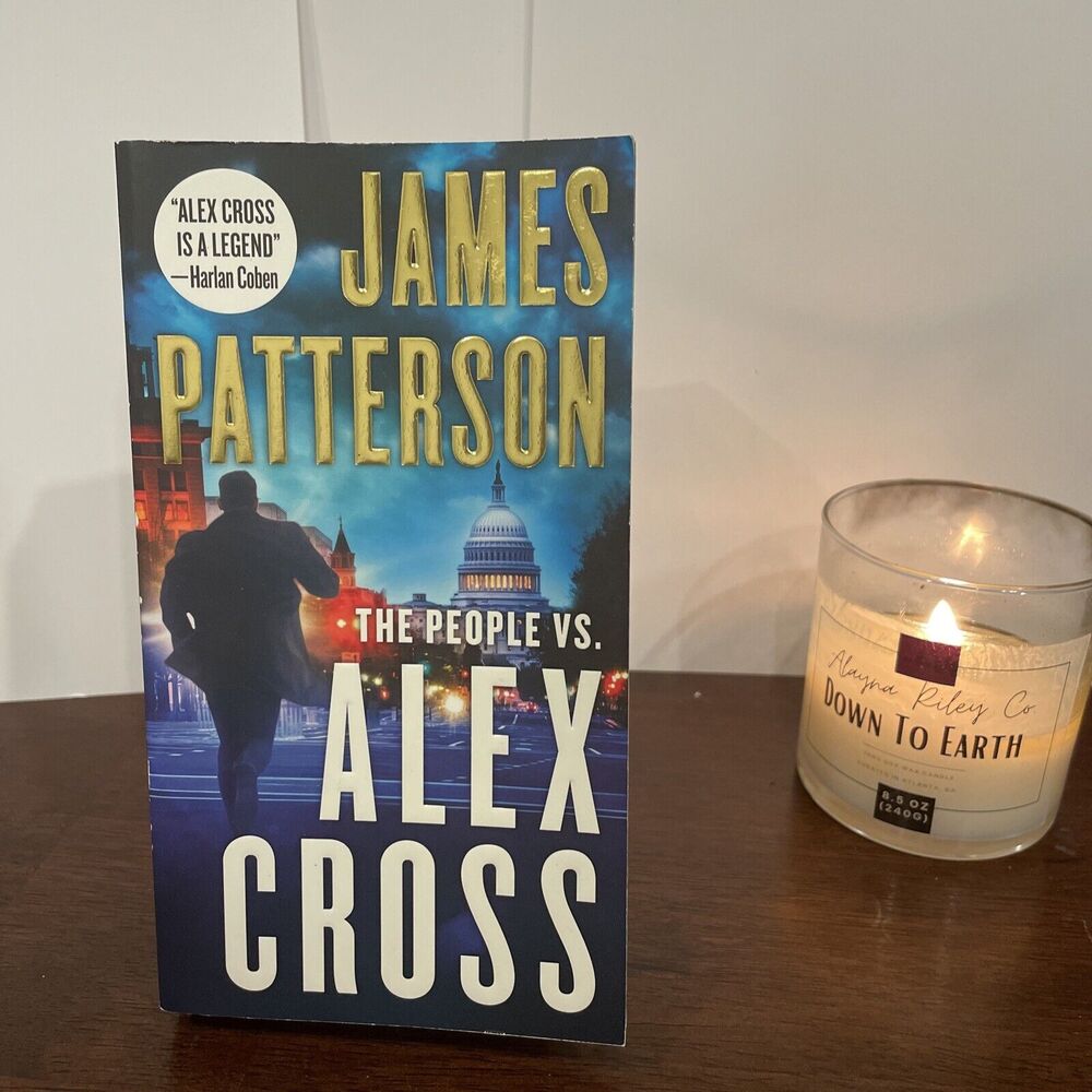 Alex Cross Ser.: The People vs. Alex Cross by James Patterson (2018, Mass...
